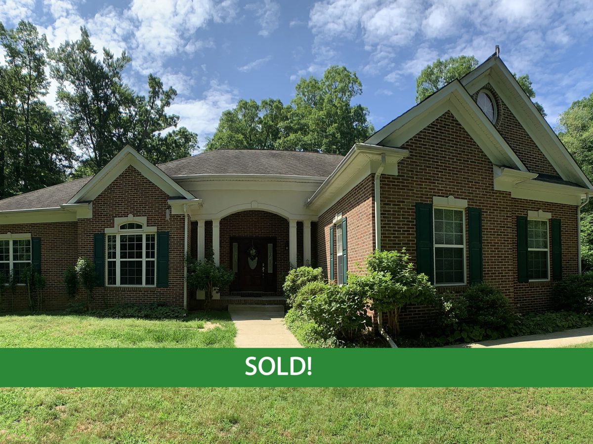 SOLD2750_Colonial_Rd